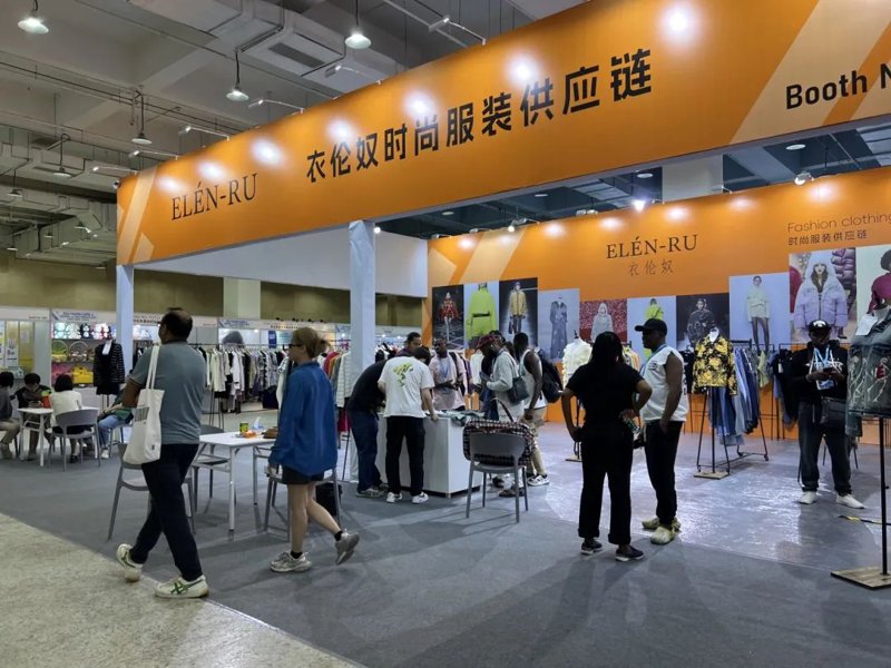 杭州一路向北商贸有限公司，作为一家专业的女装和服装批发供应商，正以其独特的供应链管理能力在市场中脱颖而出。本文将通过行业分析的视角，解析这家公司的运作模式与优势。